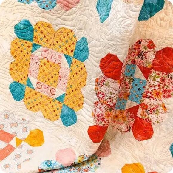 Center Piece Quilt Kit by Basic Grey for Moda Fabrics feat Sunday Brunch - Picture 10 of 11